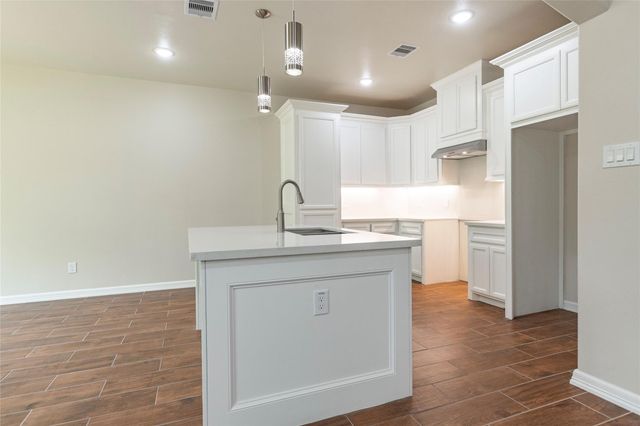 9718 Bennett Street, Houston, TX 77029