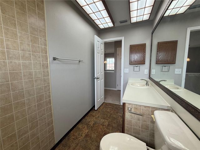 2609 CRESTFIELD DRIVE, Valrico, FL 33596