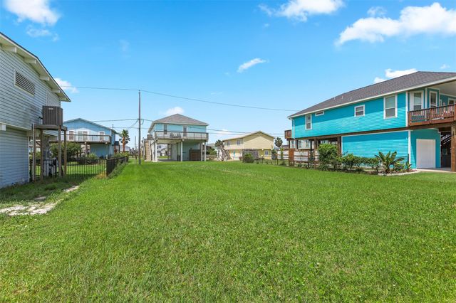 4126 Jackson Street, Galveston, TX 77554