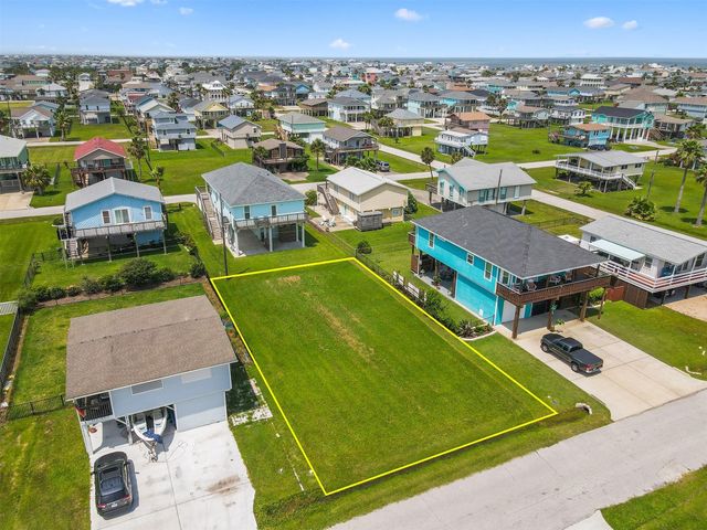 4126 Jackson Street, Galveston, TX 77554