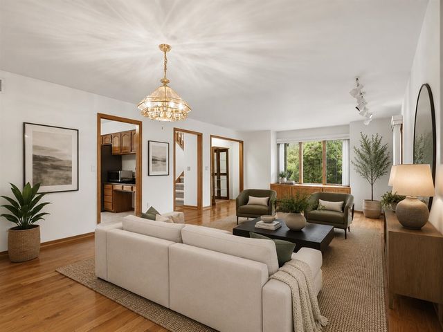 1657 Wake Robin Court, Ann Arbor, MI 48103