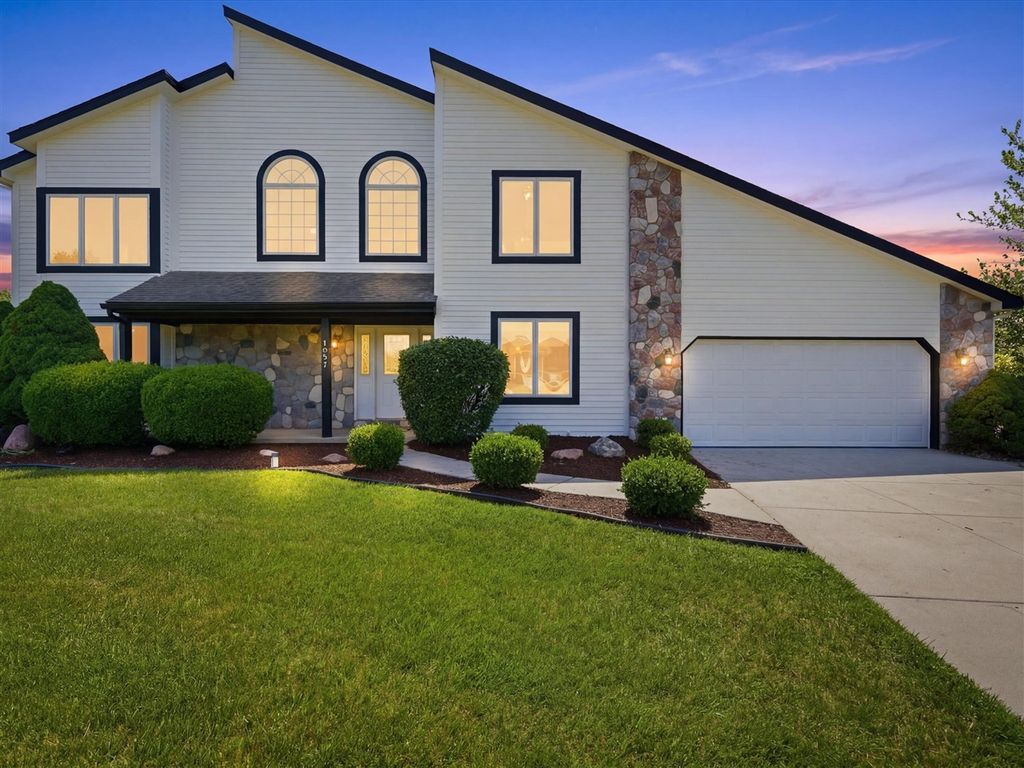 1657 Wake Robin Court, Ann Arbor, MI 48103