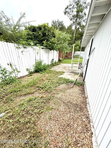 10162 HERNDON Road, Jacksonville, FL 32246