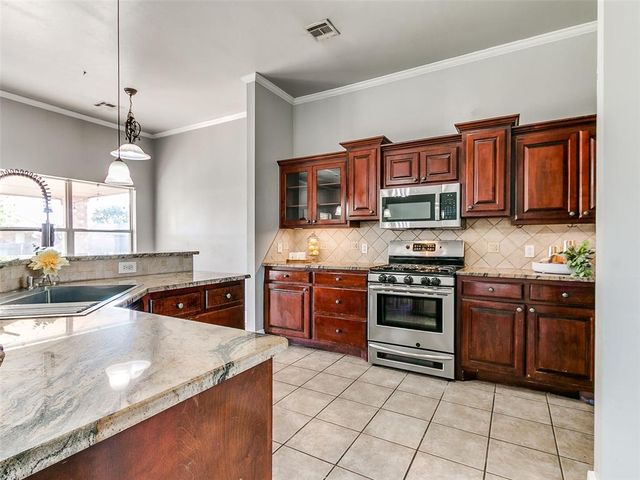 4905 NW 161st Terrace, Edmond, OK 73013