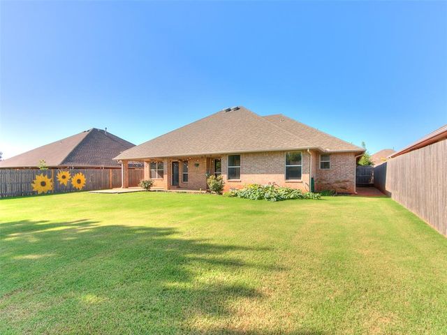 4905 NW 161st Terrace, Edmond, OK 73013
