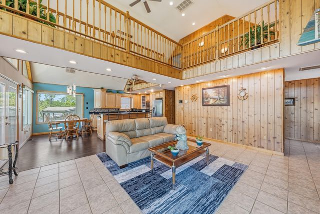 337 Emerald Pointe, Penhook, VA 24137