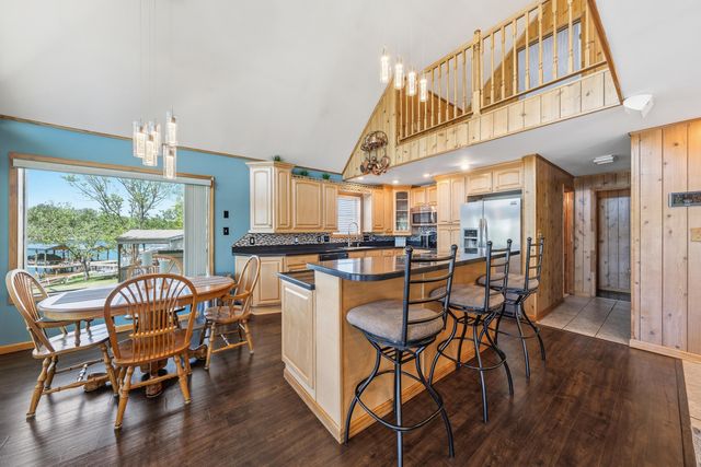 337 Emerald Pointe, Penhook, VA 24137