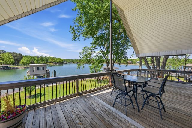 337 Emerald Pointe, Penhook, VA 24137
