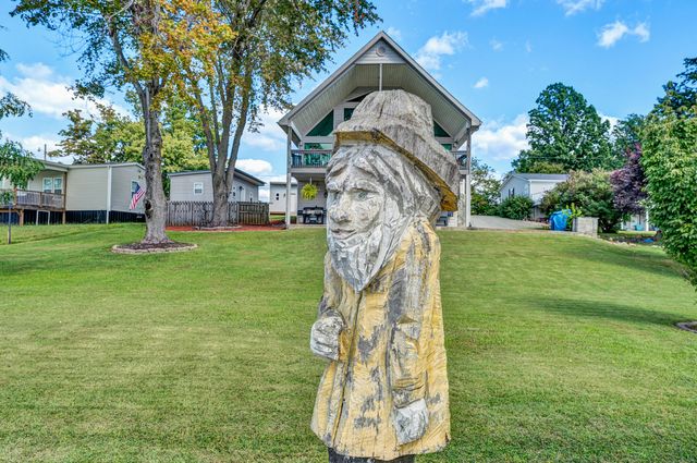 337 Emerald Pointe, Penhook, VA 24137