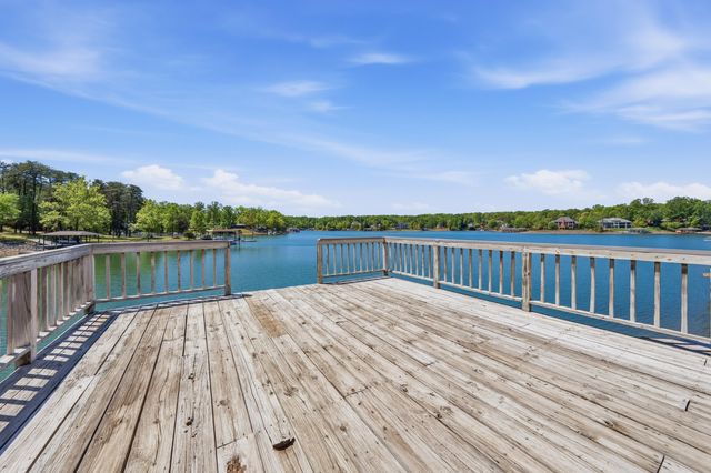 337 Emerald Pointe, Penhook, VA 24137