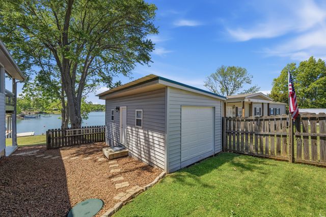 337 Emerald Pointe, Penhook, VA 24137