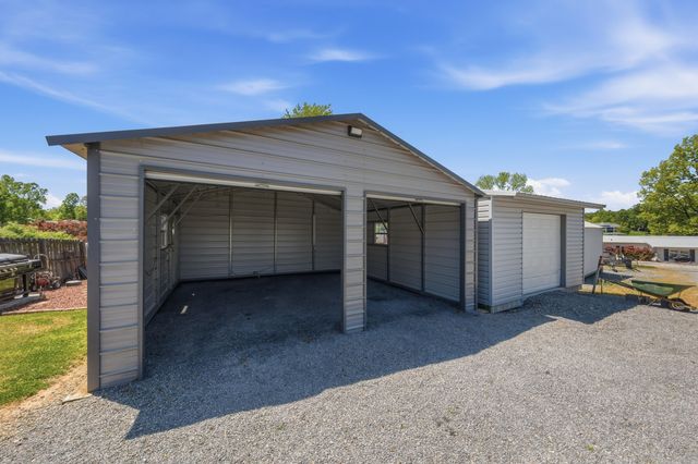 337 Emerald Pointe, Penhook, VA 24137