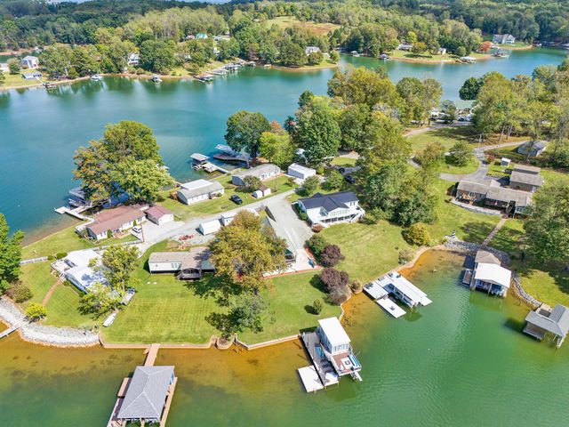 337 Emerald Pointe, Penhook, VA 24137