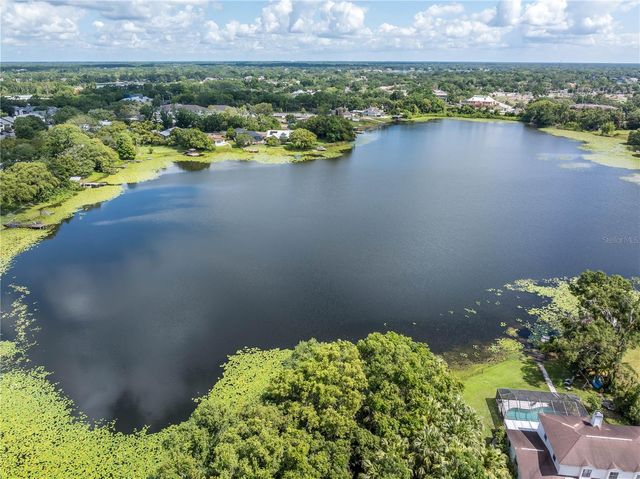 8616 N HABANA AVENUE, Tampa, FL 33614