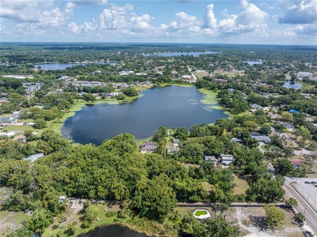 8616 N HABANA AVENUE, Tampa, FL 33614