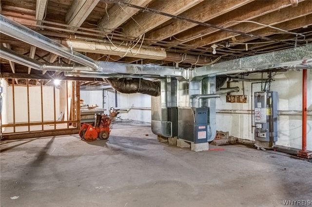 2065 South Park Avenue, Buffalo, NY 14220