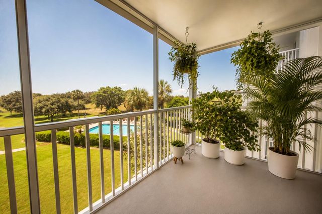 5201 NW 2ND Avenue 4150, Boca Raton, FL 33487