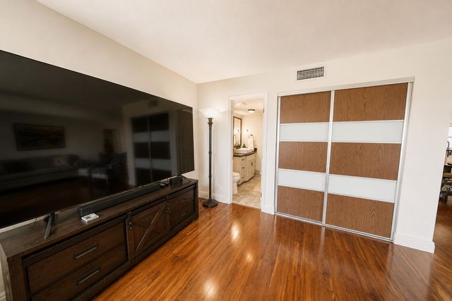 5201 NW 2ND Avenue 4150, Boca Raton, FL 33487