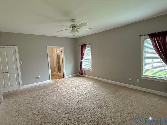 3403 Cobblestone Ln, Hopewell, VA 23860