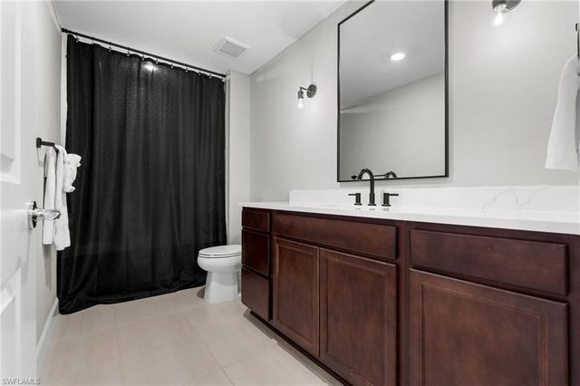 17551 Elkgrove LN, Estero, FL 33928
