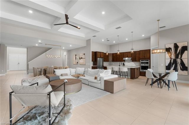 17551 Elkgrove LN, Estero, FL 33928