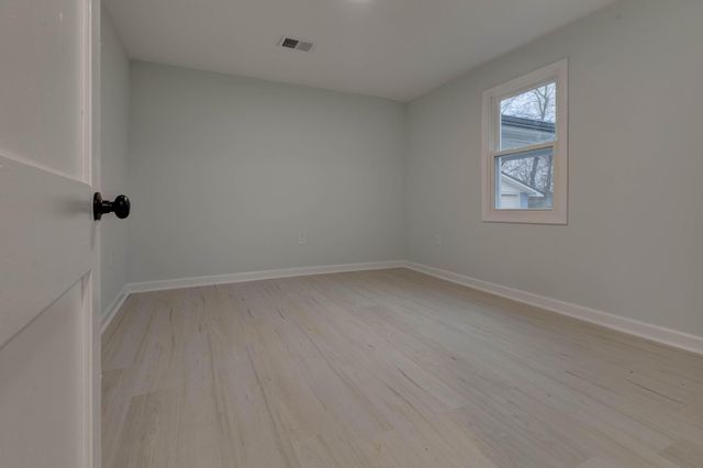 7700 Levee Road, Jeffersonville, KY 40337