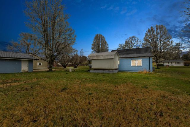 7700 Levee Road, Jeffersonville, KY 40337