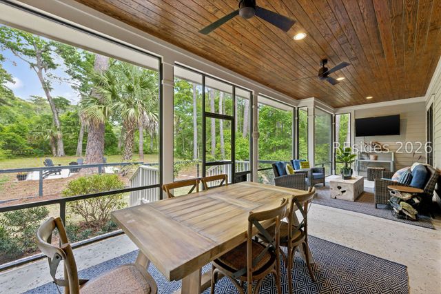 12 Bee Tree Dr, Okatie, SC 29909