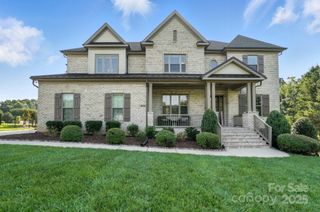 200 Squash Harvest Court, Matthews, NC 28104