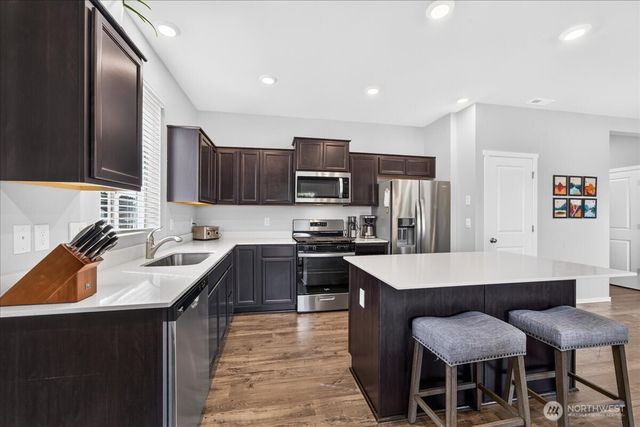 1033 SW Pendleton Way, Port Orchard, WA 98367