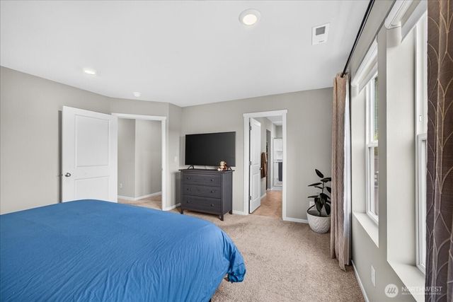 1033 SW Pendleton Way, Port Orchard, WA 98367