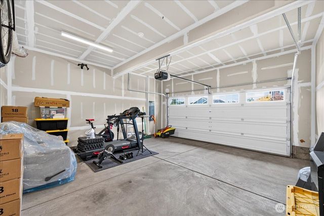 1033 SW Pendleton Way, Port Orchard, WA 98367