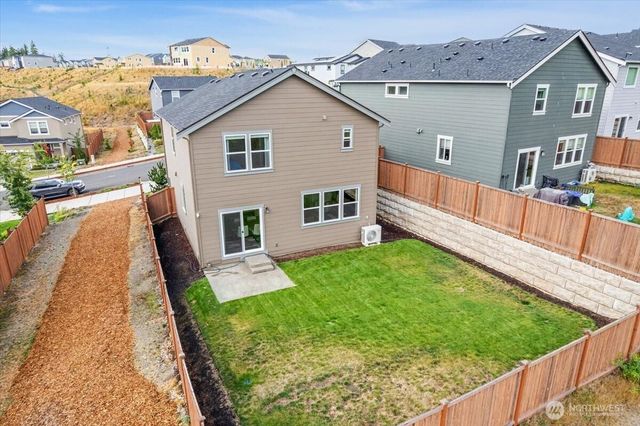 1033 SW Pendleton Way, Port Orchard, WA 98367