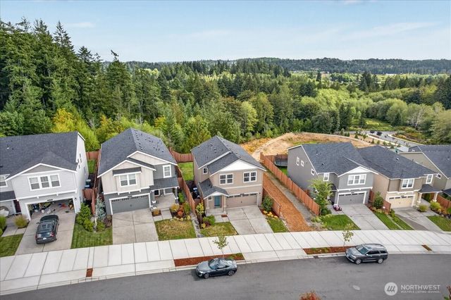1033 SW Pendleton Way, Port Orchard, WA 98367