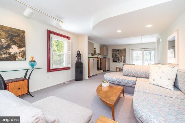 1753 TERRACE DR, Maple Glen, PA 19002