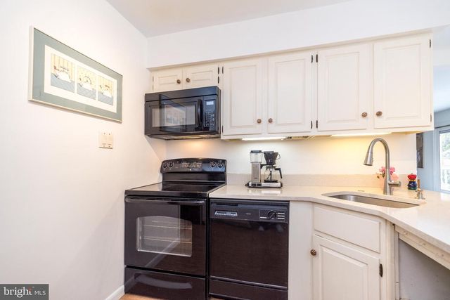 1753 TERRACE DR, Maple Glen, PA 19002