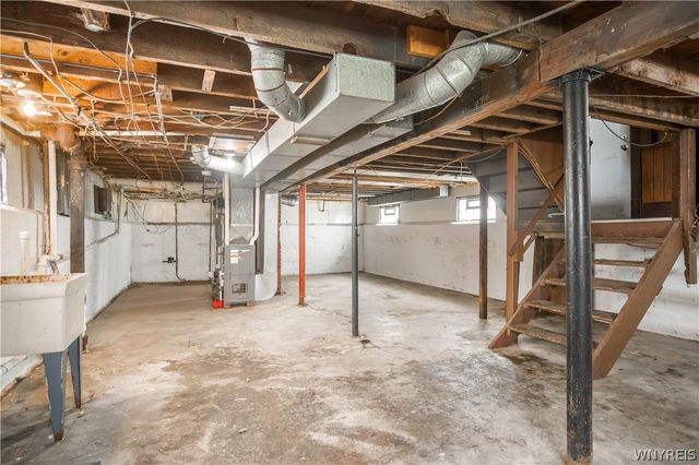 496 Berkshire Avenue, Buffalo, NY 14215