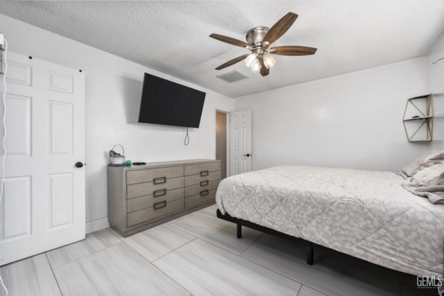 2705 Colleen Street, Bakersfield, CA 93309