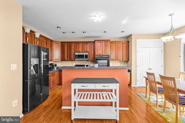 836 REVELSTORE TER NE, Leesburg, VA 20176