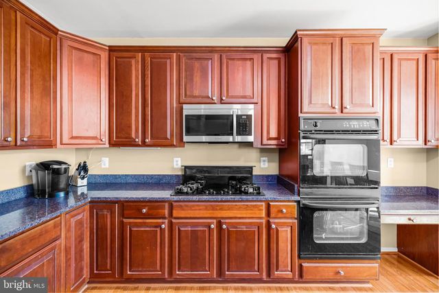 836 REVELSTORE TER NE, Leesburg, VA 20176