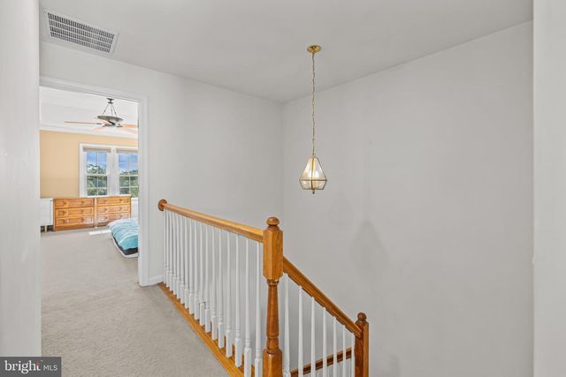 836 REVELSTORE TER NE, Leesburg, VA 20176
