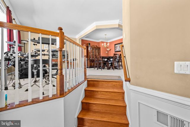 836 REVELSTORE TER NE, Leesburg, VA 20176