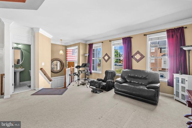 836 REVELSTORE TER NE, Leesburg, VA 20176