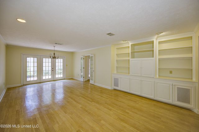 42 Eastbrooke Street, Jackson, MS 39216