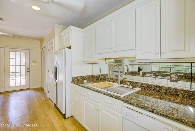 42 Eastbrooke Street, Jackson, MS 39216