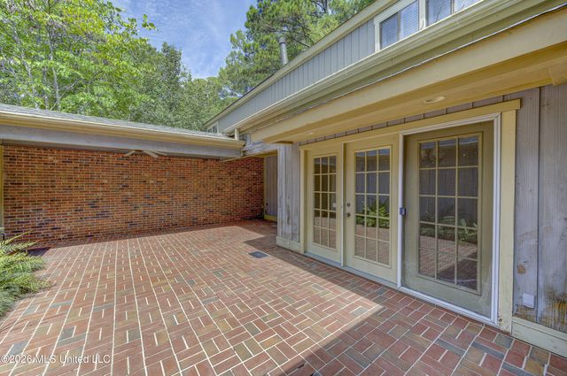 42 Eastbrooke Street, Jackson, MS 39216