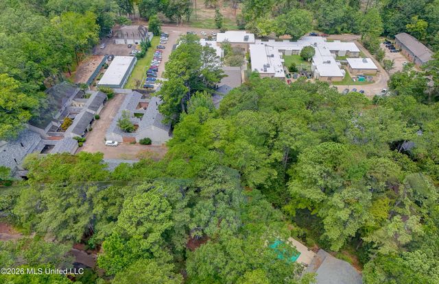 42 Eastbrooke Street, Jackson, MS 39216