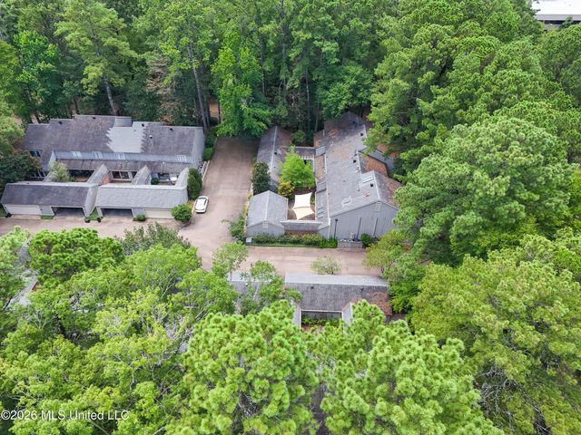 42 Eastbrooke Street, Jackson, MS 39216