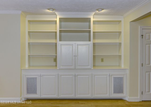 42 Eastbrooke Street, Jackson, MS 39216