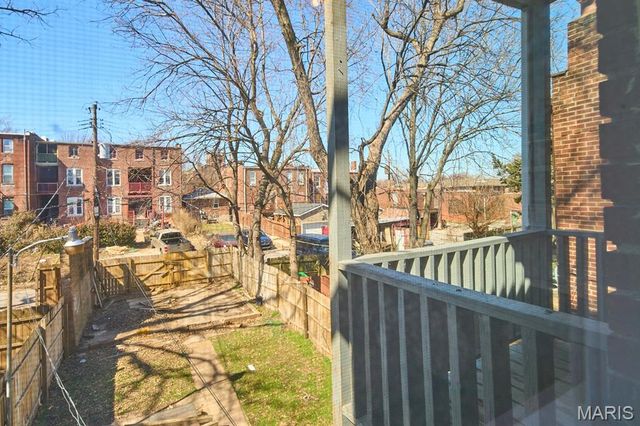 3011 Iowa Avenue, St Louis, MO 63118